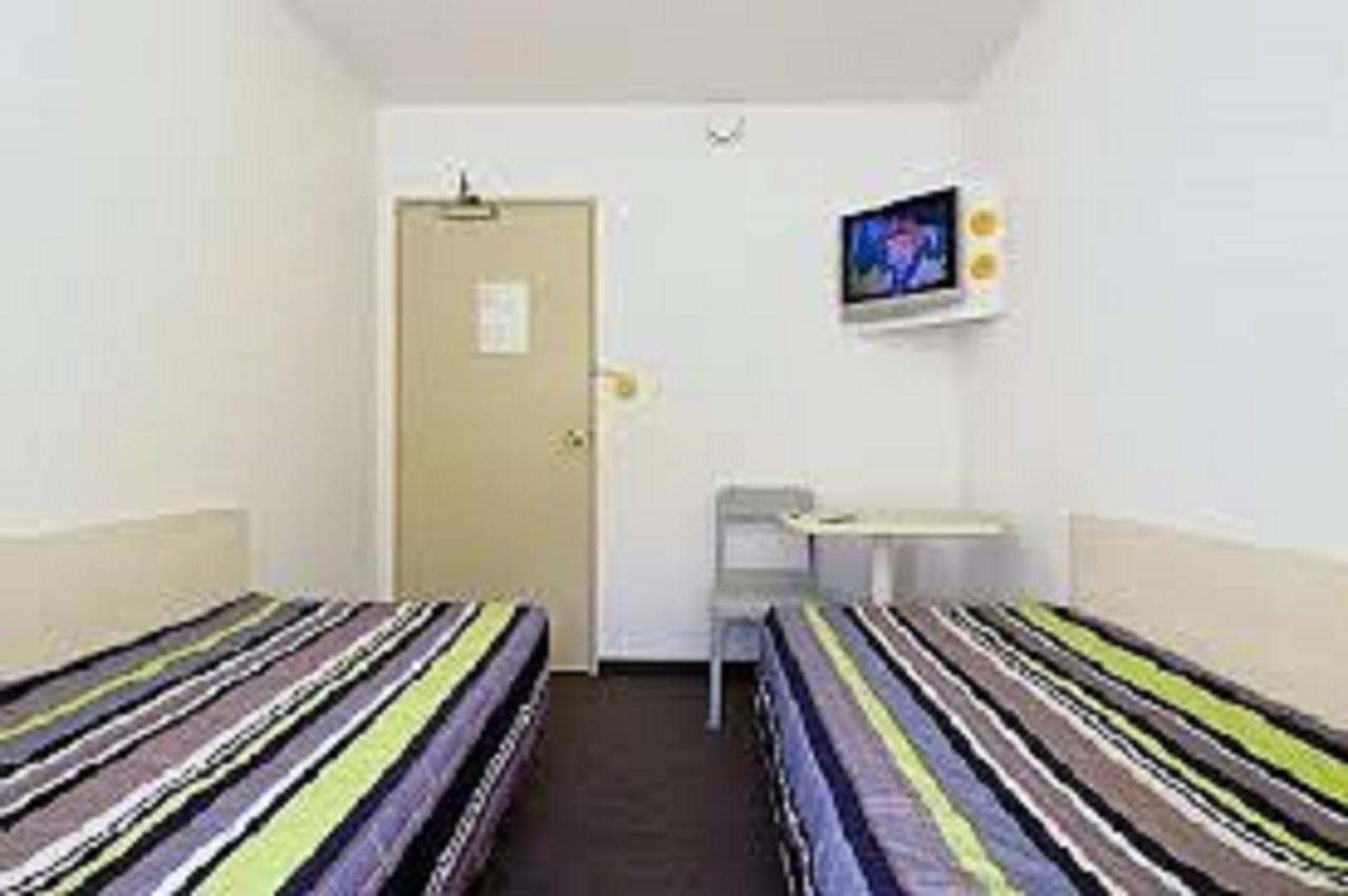 Hotelf1 Saint Malo Dinard La Richardais Ngoại thất bức ảnh